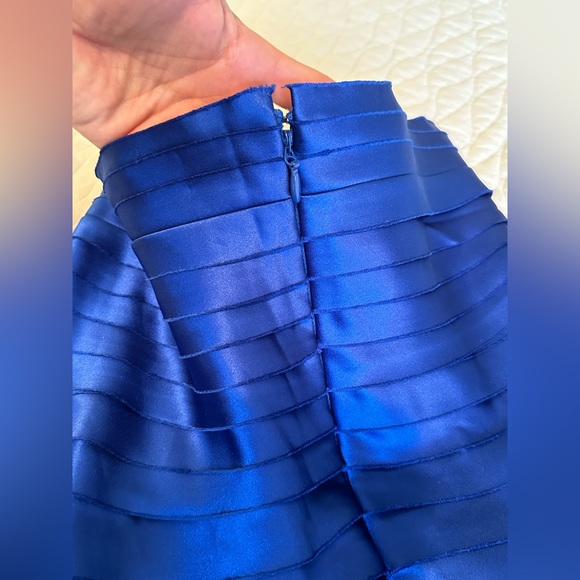 Beautiful BCBG MaxAzria Cobalt blue strapless layered satin gown 💙 Worn once. - Picture 6 of 12